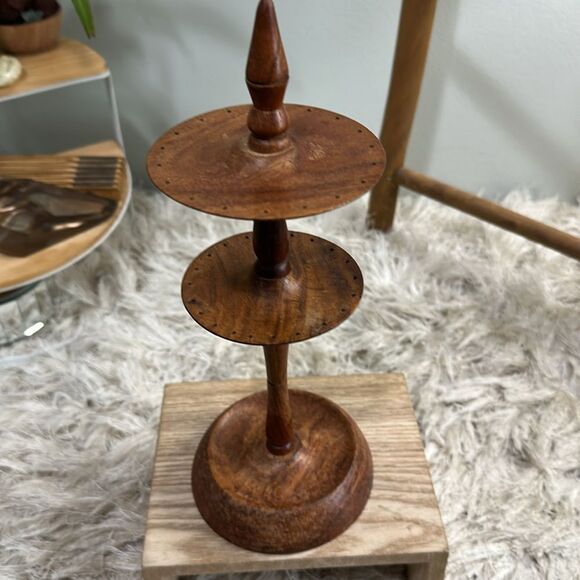 Wooden Earring & Ring Holder Rustic And Distressed - Picture 8 of 17